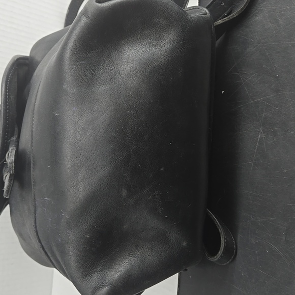 Vintage Coach Leather Backpack 9791 - Picture 4 of 11